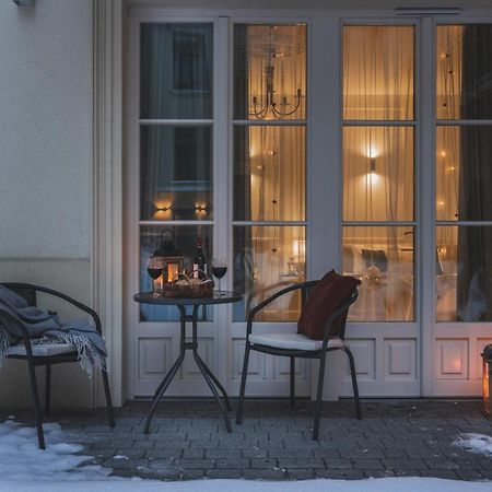 Atrium - Old Town Luxury Apartments - By Upstairs Krakow Exterior photo