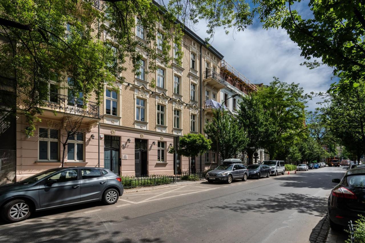 Atrium - Old Town Luxury Apartments - By Upstairs Krakow Exterior photo