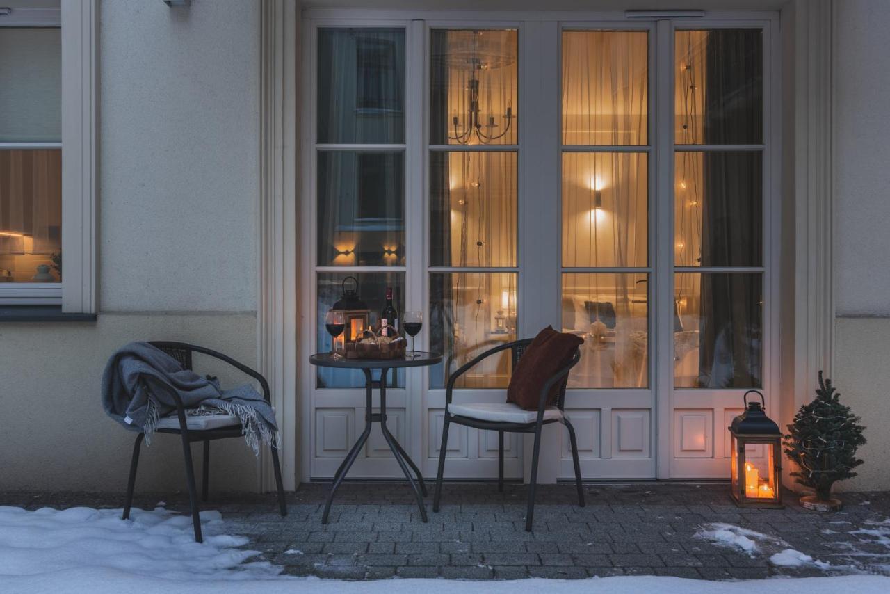 Atrium - Old Town Luxury Apartments - By Upstairs Krakow Exterior photo