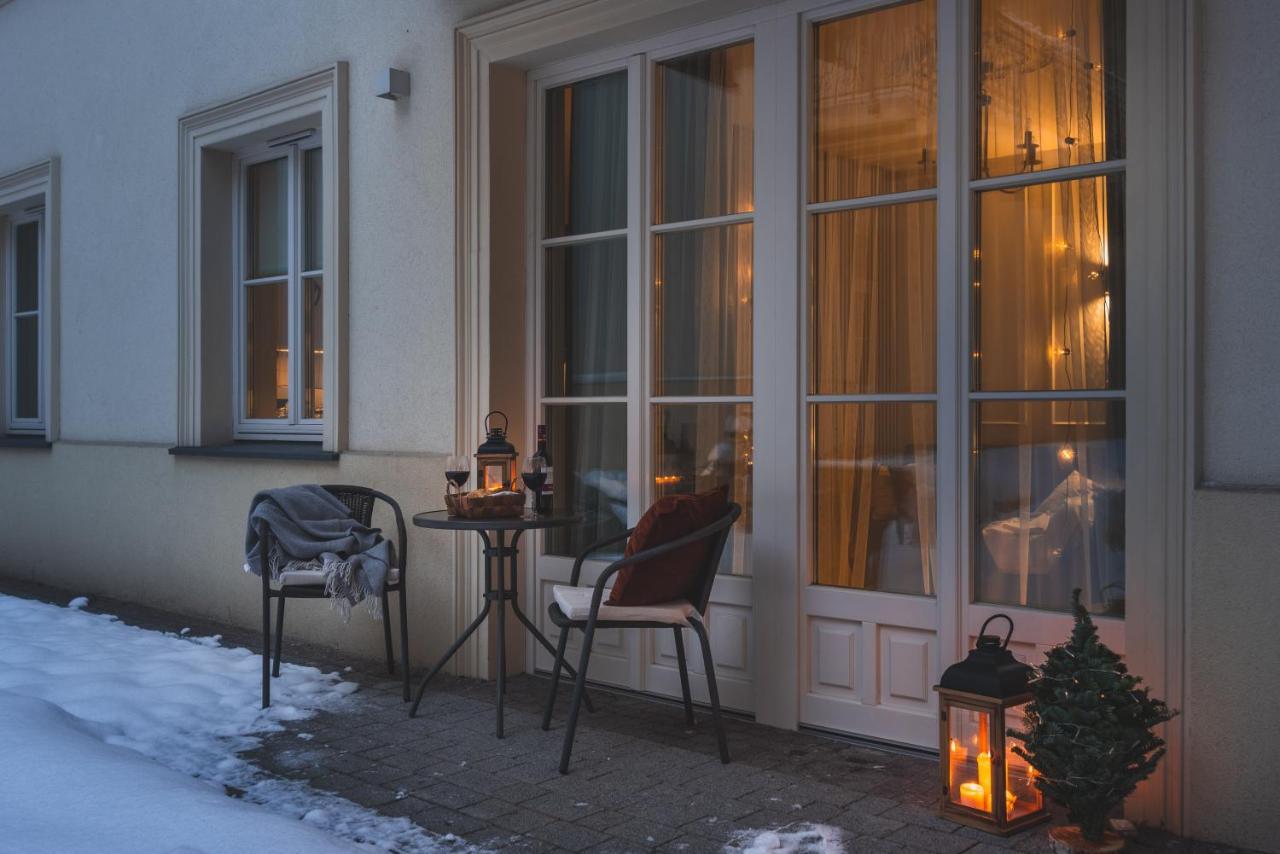 Atrium - Old Town Luxury Apartments - By Upstairs Krakow Exterior photo